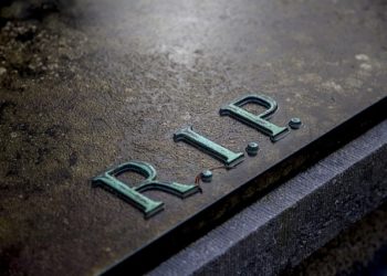 grave-2036220_640